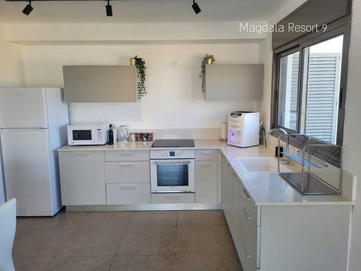 Yalarent Magdala Resort- Luxury Suites With Pool Or Jacuzzi With Sea View Migdal Dış mekan fotoğraf